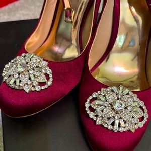 EUC with Box : Badgley Mischka : Burgundy Satin Sling Back Heels (Darwyn)